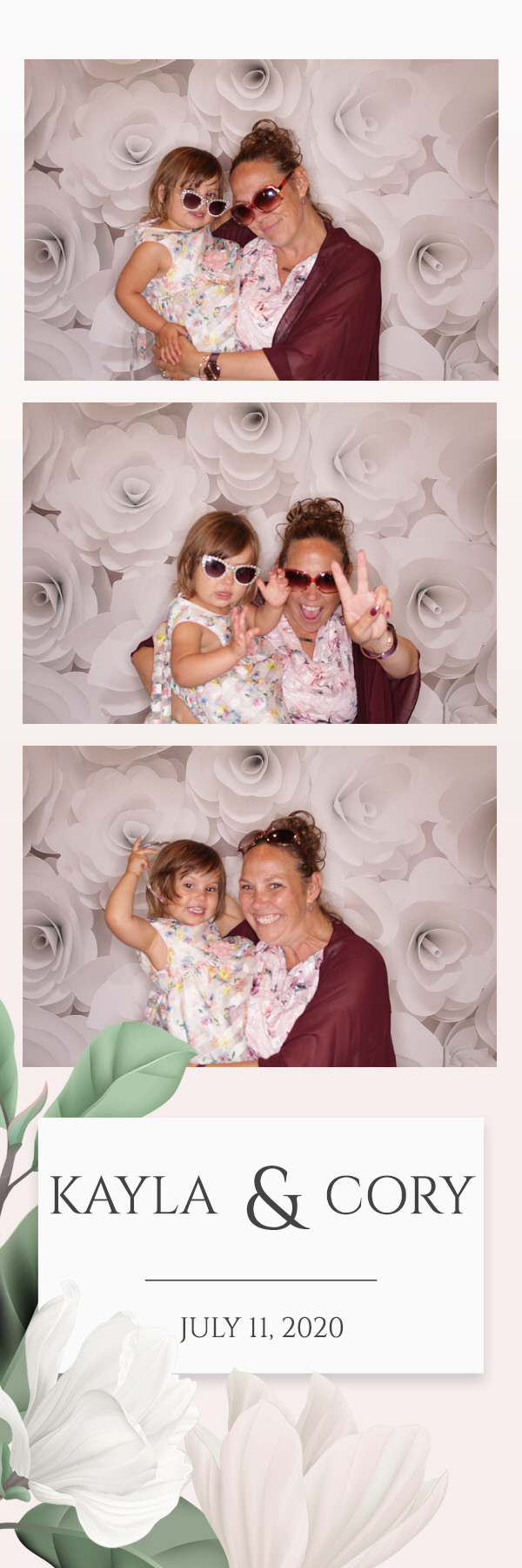 Kayla and Cory Wedding | View more photos from the event at gallery.photoboothbillings.com/u/PhotoBoothBillings/Kayla-and-Cory-Wedding